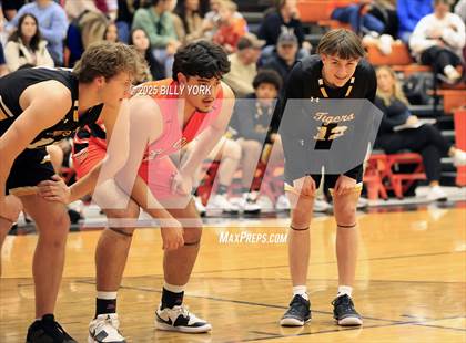 Thumbnail 1 in Grand Saline vs Malakoff photogallery.