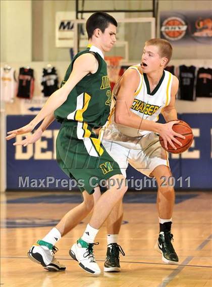 Thumbnail 3 in Moorpark vs. Edison (MaxPreps Holiday Classic) photogallery.