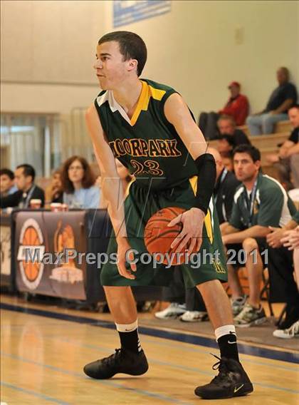 Thumbnail 1 in Moorpark vs. Edison (MaxPreps Holiday Classic) photogallery.