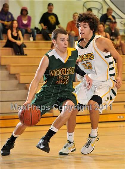Thumbnail 1 in Moorpark vs. Edison (MaxPreps Holiday Classic) photogallery.