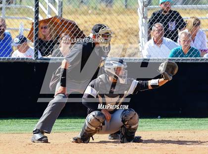 Thumbnail 1 in Golden Valley @ Saugus photogallery.