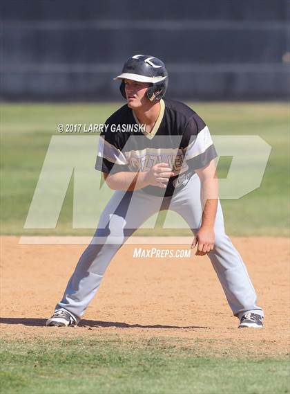 Thumbnail 1 in Golden Valley @ Saugus photogallery.