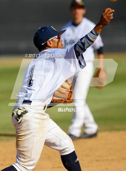 Thumbnail 1 in Golden Valley @ Saugus photogallery.