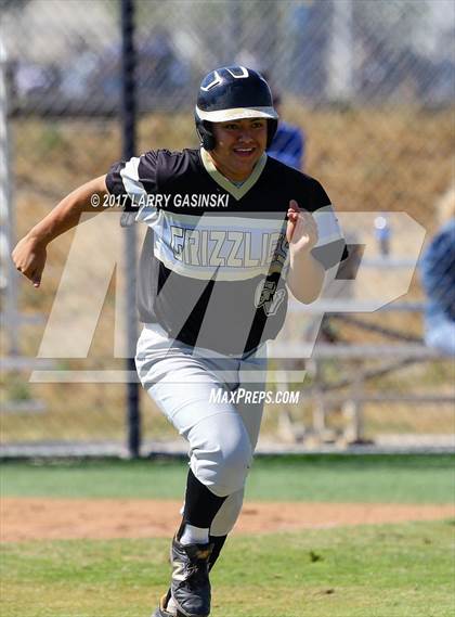 Thumbnail 3 in Golden Valley @ Saugus photogallery.