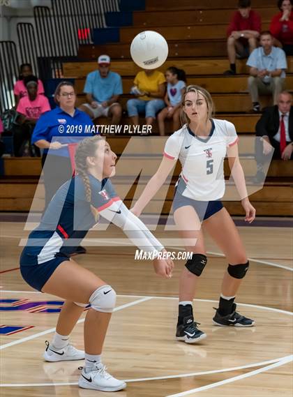 Thumbnail 2 in Scotland @ Terry Sanford photogallery.
