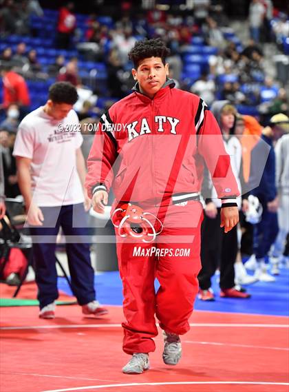 Thumbnail 2 in UIL State Championships - 6A Finals photogallery.