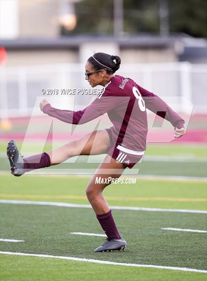 Thumbnail 2 in Valley Christian vs. La Canada (CIF SS Playoffs) photogallery.