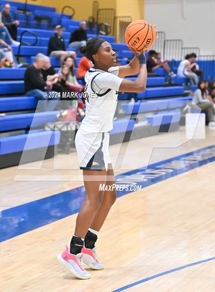 Thumbnail 1 in Madison Highland Prep @ Phoenix Country Day (Senior Night) photogallery.
