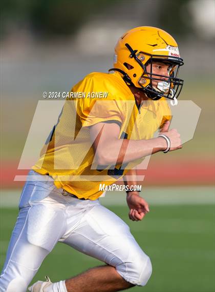 Thumbnail 3 in Cypress Ranch vs Magnolia photogallery.