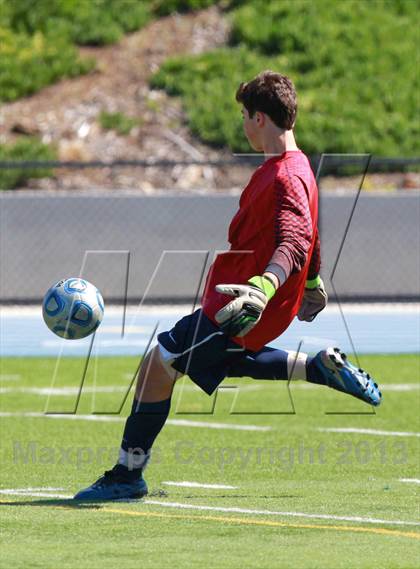Thumbnail 2 in St. Augustine v. University City (CIF SDS D3 Final) photogallery.