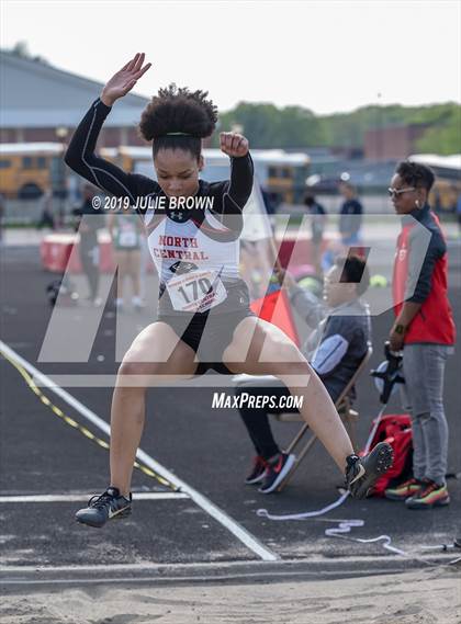 Thumbnail 3 in Marion County  Meet photogallery.
