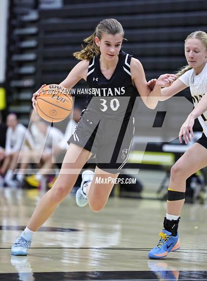 Thumbnail 1 in JV: Syracuse @ Roy photogallery.