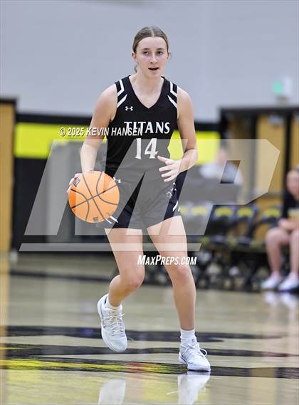 Thumbnail 2 in JV: Syracuse @ Roy photogallery.