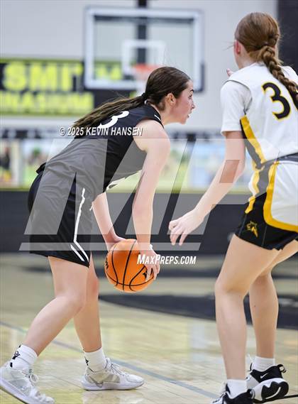 Thumbnail 1 in JV: Syracuse @ Roy photogallery.