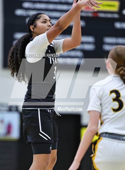 Thumbnail 1 in JV: Syracuse @ Roy photogallery.