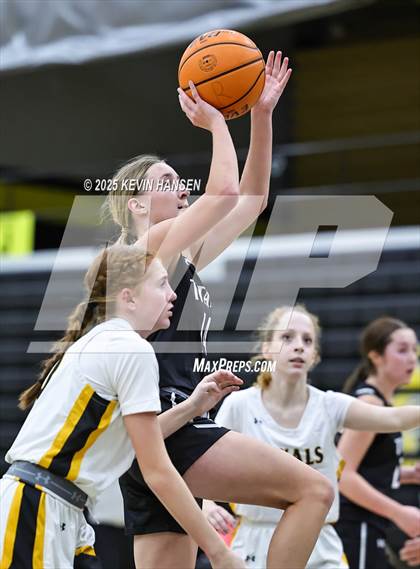 Thumbnail 2 in JV: Syracuse @ Roy photogallery.