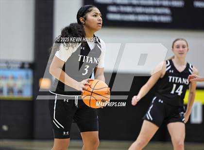 Thumbnail 1 in JV: Syracuse @ Roy photogallery.