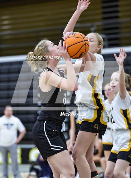 Thumbnail 1 in JV: Syracuse @ Roy photogallery.