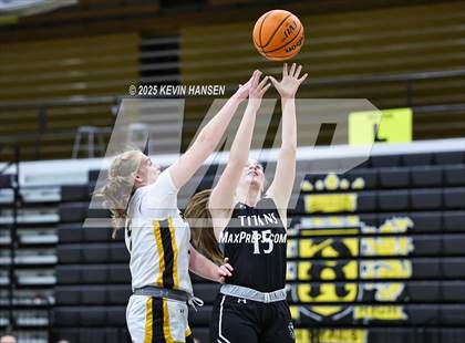 Thumbnail 2 in JV: Syracuse @ Roy photogallery.