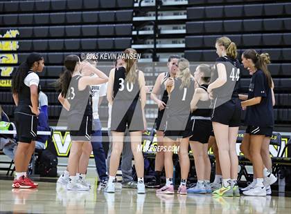 Thumbnail 2 in JV: Syracuse @ Roy photogallery.