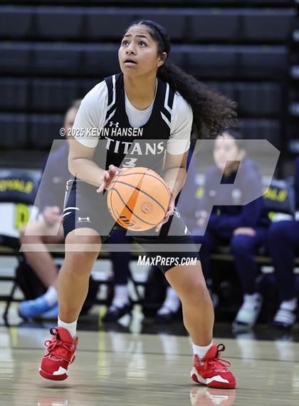 Thumbnail 2 in JV: Syracuse @ Roy photogallery.