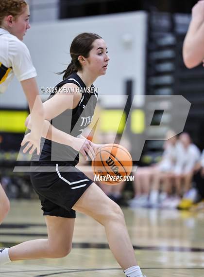 Thumbnail 3 in JV: Syracuse @ Roy photogallery.