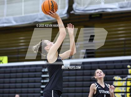 Thumbnail 2 in JV: Syracuse @ Roy photogallery.