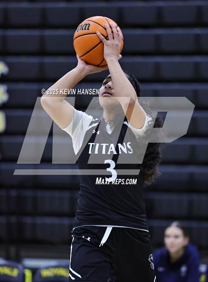 Thumbnail 3 in JV: Syracuse @ Roy photogallery.