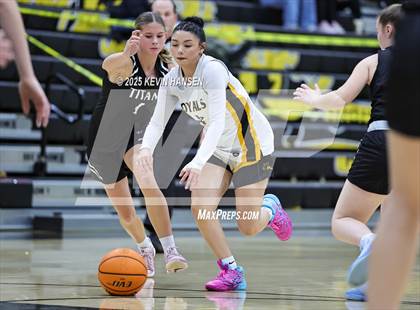 Thumbnail 1 in JV: Syracuse @ Roy photogallery.