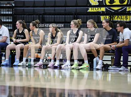 Thumbnail 2 in JV: Syracuse @ Roy photogallery.