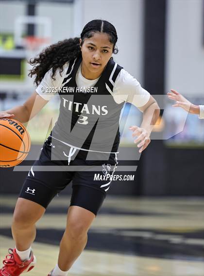 Thumbnail 1 in JV: Syracuse @ Roy photogallery.