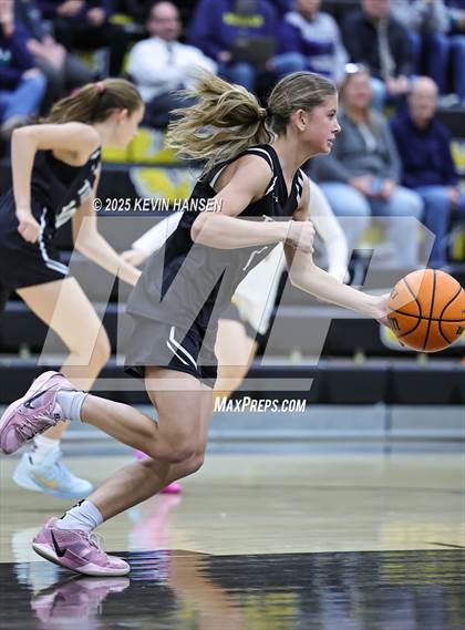 Thumbnail 2 in JV: Syracuse @ Roy photogallery.