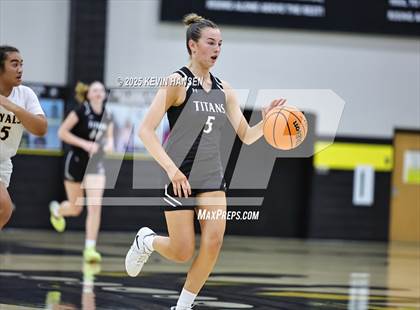 Thumbnail 2 in JV: Syracuse @ Roy photogallery.