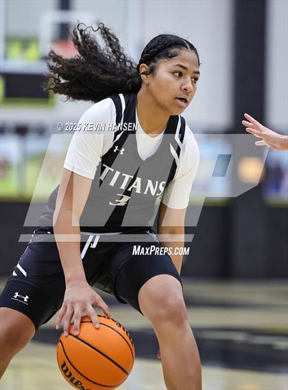 Thumbnail 3 in JV: Syracuse @ Roy photogallery.