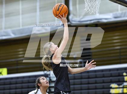 Thumbnail 3 in JV: Syracuse @ Roy photogallery.