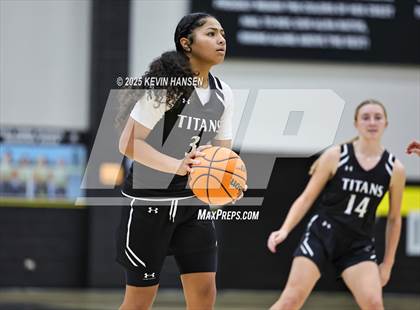 Thumbnail 3 in JV: Syracuse @ Roy photogallery.