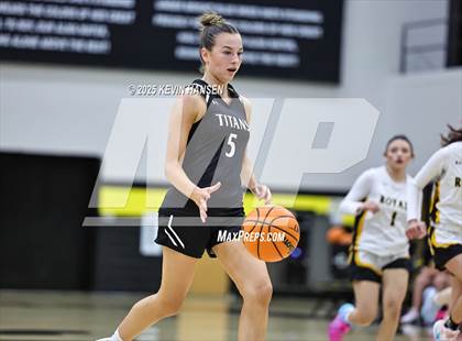 Thumbnail 1 in JV: Syracuse @ Roy photogallery.