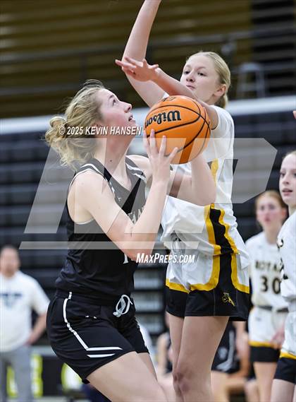 Thumbnail 3 in JV: Syracuse @ Roy photogallery.