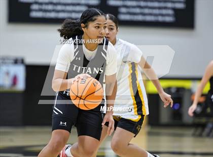 Thumbnail 2 in JV: Syracuse @ Roy photogallery.