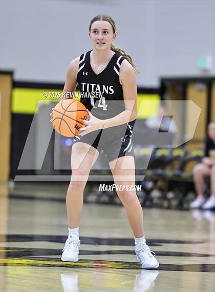 Thumbnail 1 in JV: Syracuse @ Roy photogallery.