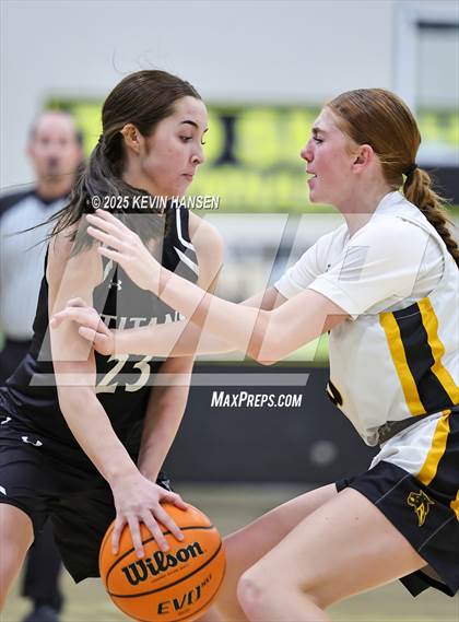 Thumbnail 1 in JV: Syracuse @ Roy photogallery.