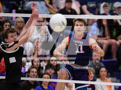 Thumbnail 2 in Legend vs. Eaglecrest (CHSAA 5A Round 4) photogallery.