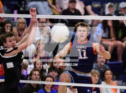 Thumbnail 3 in Legend vs. Eaglecrest (CHSAA 5A Round 4) photogallery.