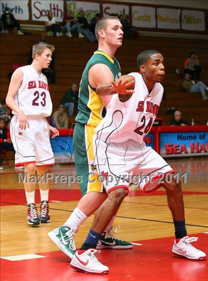 Thumbnail 1 in Mira Costa vs. Redondo Union (Sea Hawk Classic) photogallery.