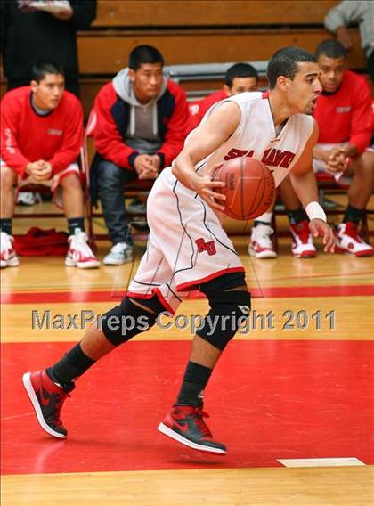 Thumbnail 3 in Mira Costa vs. Redondo Union (Sea Hawk Classic) photogallery.