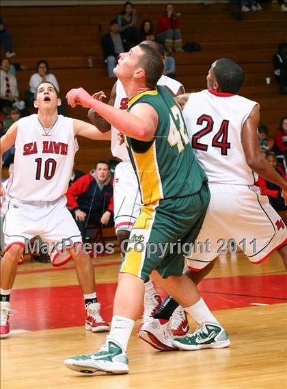 Thumbnail 3 in Mira Costa vs. Redondo Union (Sea Hawk Classic) photogallery.