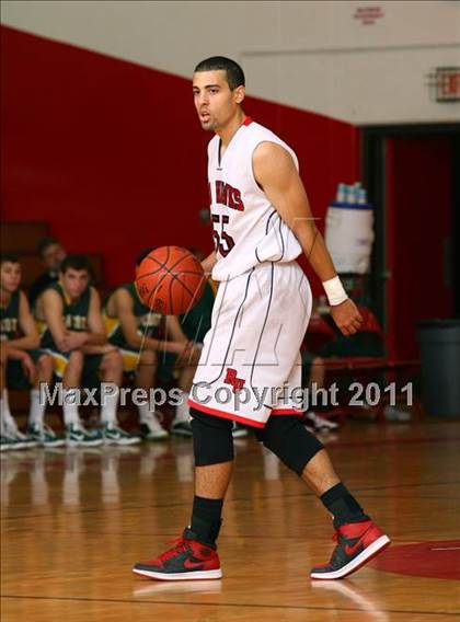 Thumbnail 2 in Mira Costa vs. Redondo Union (Sea Hawk Classic) photogallery.
