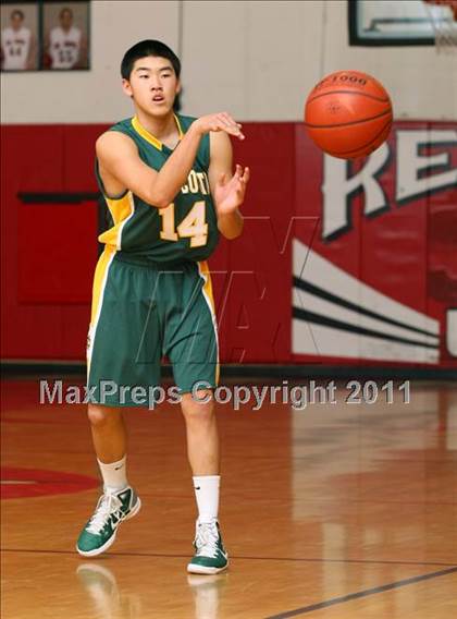 Thumbnail 2 in Mira Costa vs. Redondo Union (Sea Hawk Classic) photogallery.