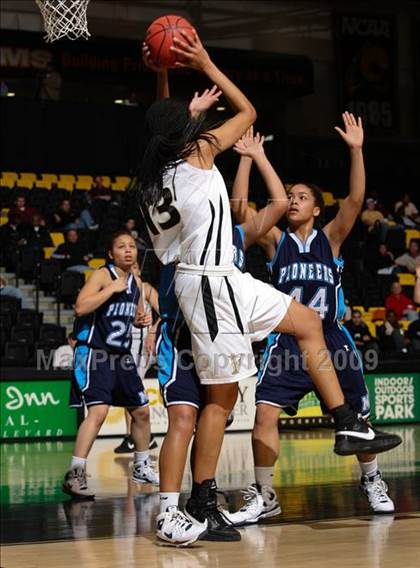 Thumbnail 1 in Freedom vs. Millbrook (VHSL AA D3 Semifinal) photogallery.