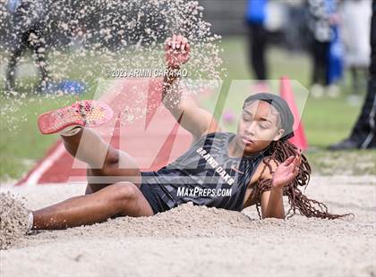 Thumbnail 3 in The Woodlands Invitational photogallery.